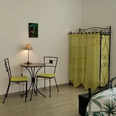 Moulin De L'hoste ゲストハウス ラルザック