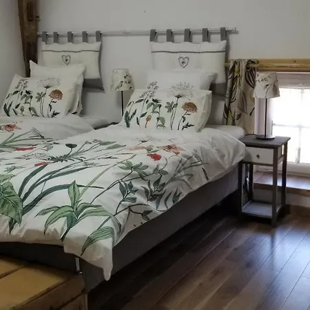 Moulin De L'hoste 3*